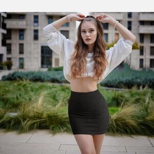 OQQ Black Mini Skirt size large new